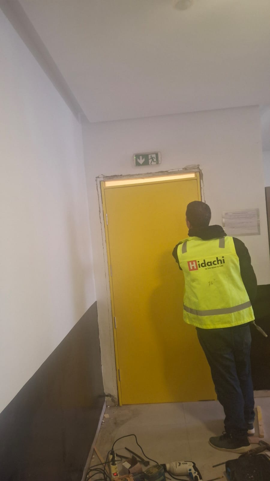 Pose de porte coupe-feu